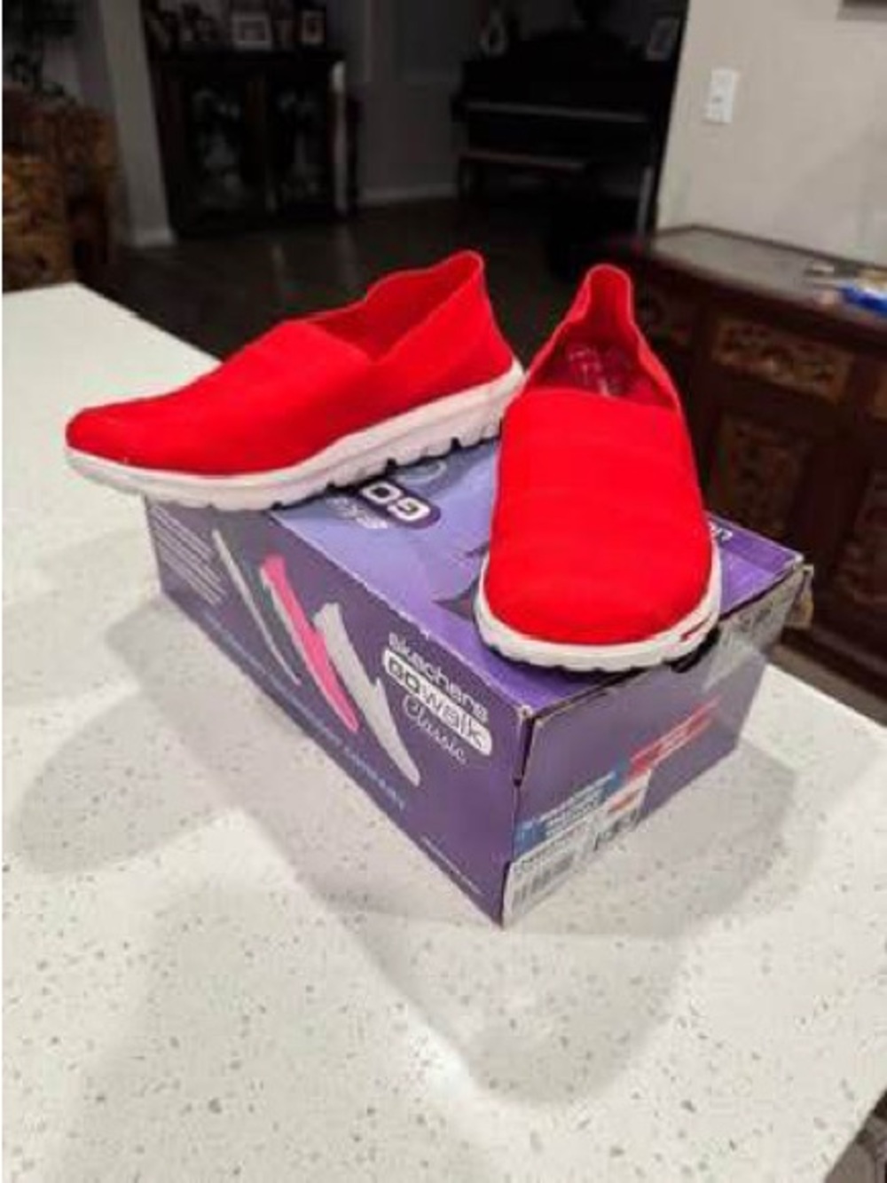 Skechers Go Walk lightweight Red shoes size 5.5 Brand New - Picture 2 of 9